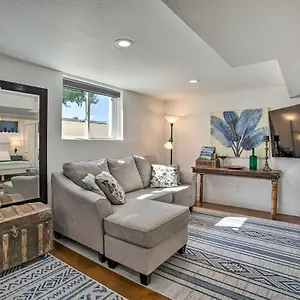 Charming Less Than 5 Mi To Denver! Apartment